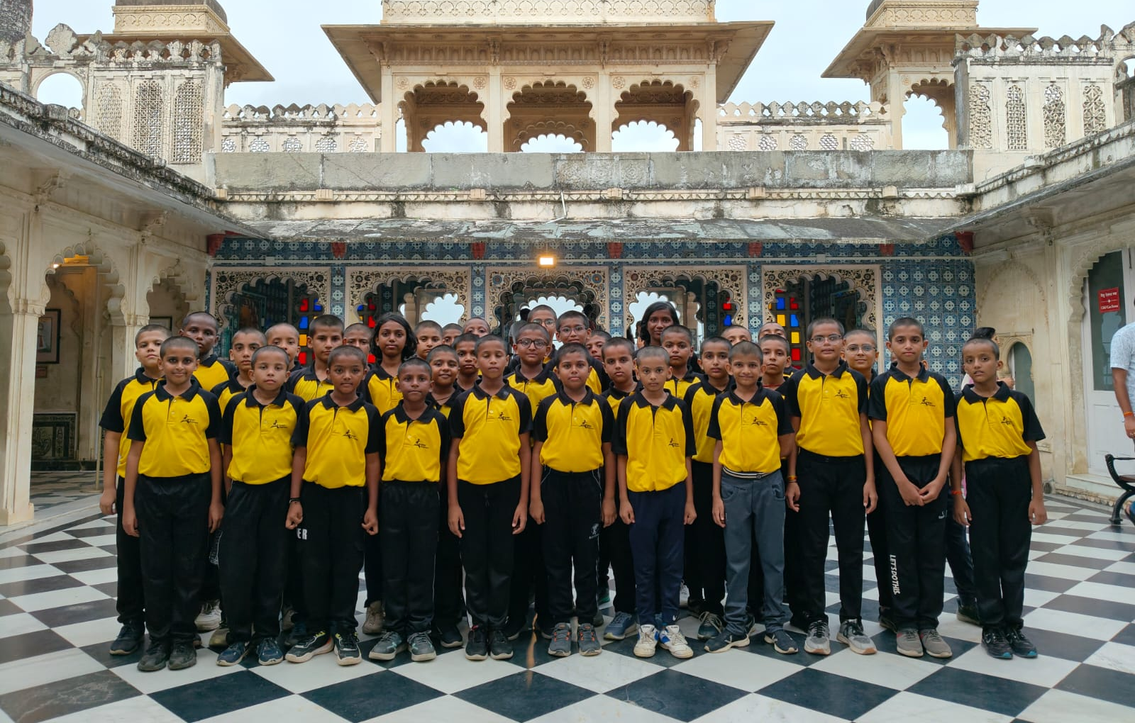 CAREER EXPRESS DEFENCE ACADEMY